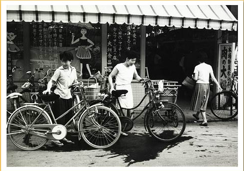 昭和35〜36年頃 自転車に乗ってお買い物（静岡の商店街）