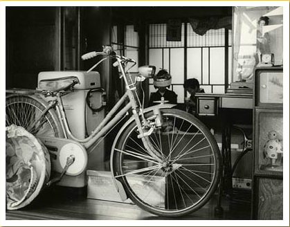 昭和35〜36年頃 自転車は花嫁道具も1つ