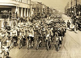 昭和１５～１６年（1940～1941年）頃　大阪での自転車隊パレード